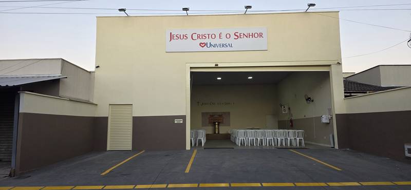 Igreja Universal JARDIM DAS OLIVEIRAS – Avenida Macaúbas, 0 – Jardim das Oliveiras, Senador Canedo – Goiás – 75256144 – Brasil