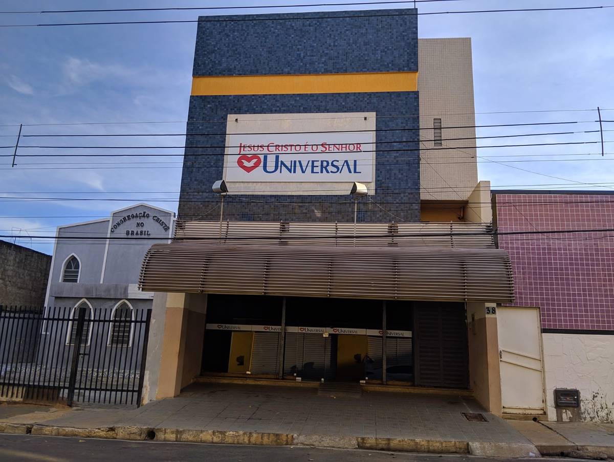 Igreja Universal PAULISTANA - Rua: Senador cândido Ferraz, 38 - Centro, Paulistana - Piauí  - 64750000 - Brasil