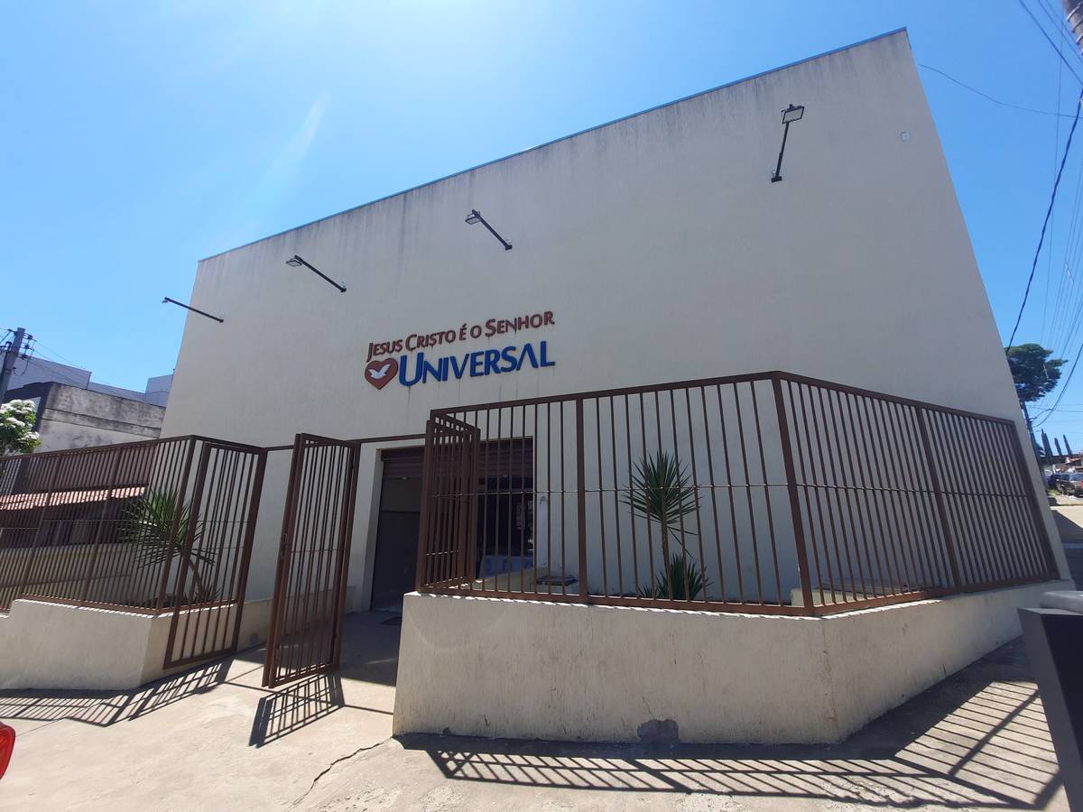 Igreja Universal MATEUS LEME - Avenida Getúlio Vargas, 439 - Centro, Mateus Leme - Minas Gerais  - 35670000 - Brasil, 439 - Centro Mateus Leme - Minas Gerais - Brasil