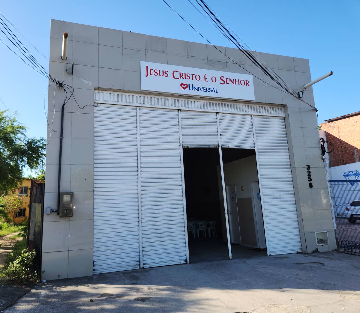Igreja Universal JANGURUSSU - Avenida Presidente Costa e Silva, 3258 - Prefeito José Walter, Fortaleza - Ceará  - 60750022 - Brasil, 3258 - Prefeito José Walter Fortaleza - Ceará - Brasil