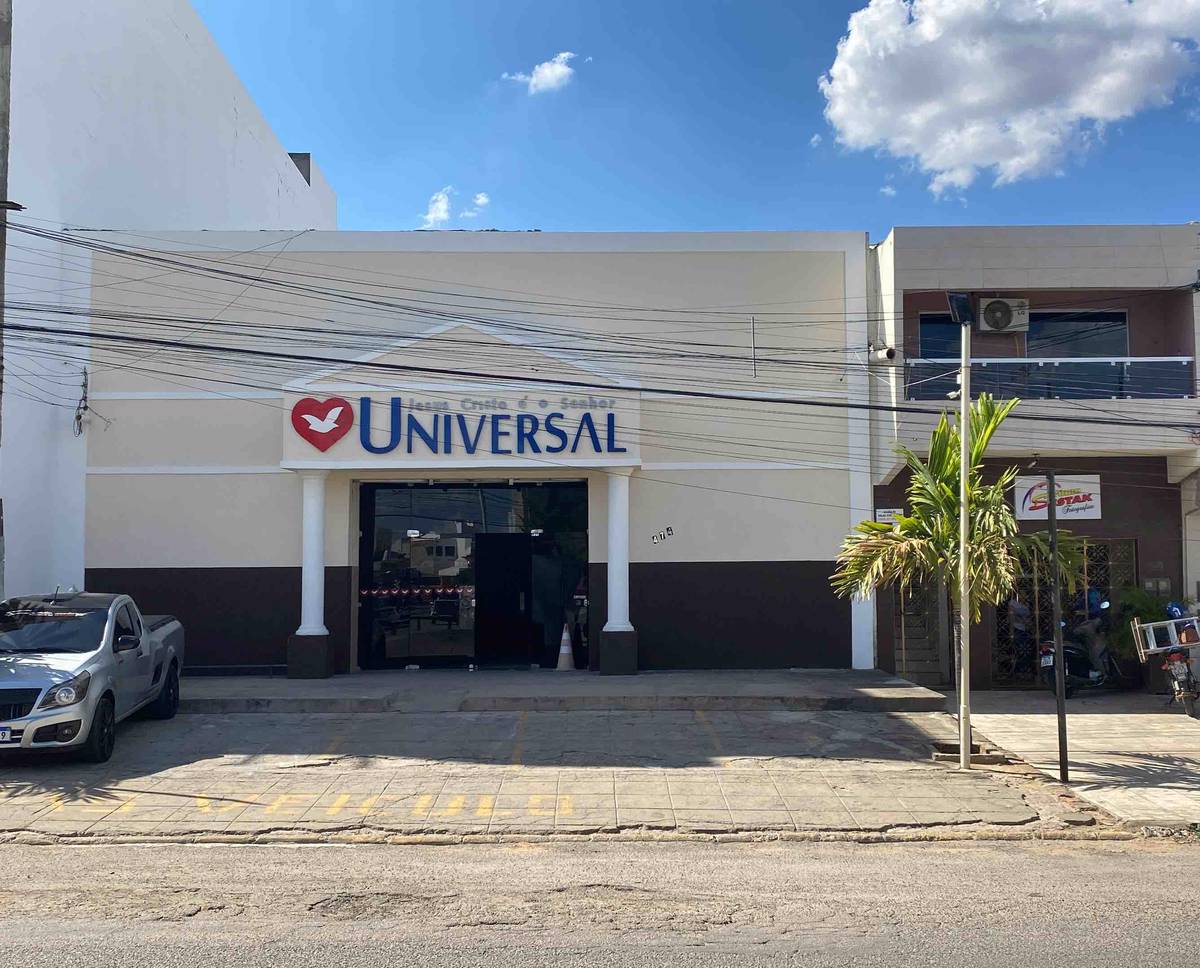 Igreja Universal OURICURI - Av. Fenando Bezerra , 474 - Centro , Oricuri - Pernambuco  - 56200-999 - Brasil, 474 - Centro  Oricuri - Pernambuco - Brasil