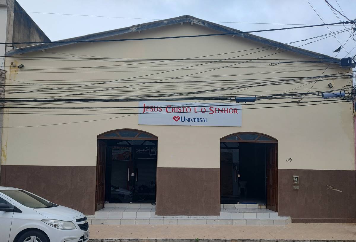 Igreja Universal CASA NOVA - Rua: Quadra OP, 9 - Centro, Casa Nova - Bahia  - 47300000 - Brasil