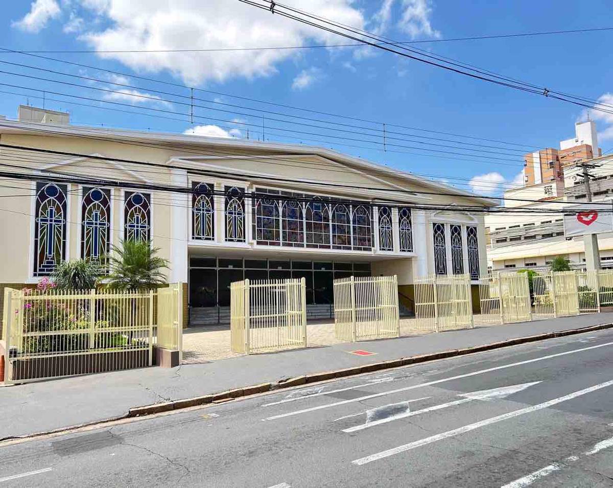 Igreja Universal LIMEIRA - Rua Tiradentes, 445 - Centro, Limeira - São Paulo  - 13480-080 - Brasil, 445 - Centro Limeira - São Paulo - Brasil