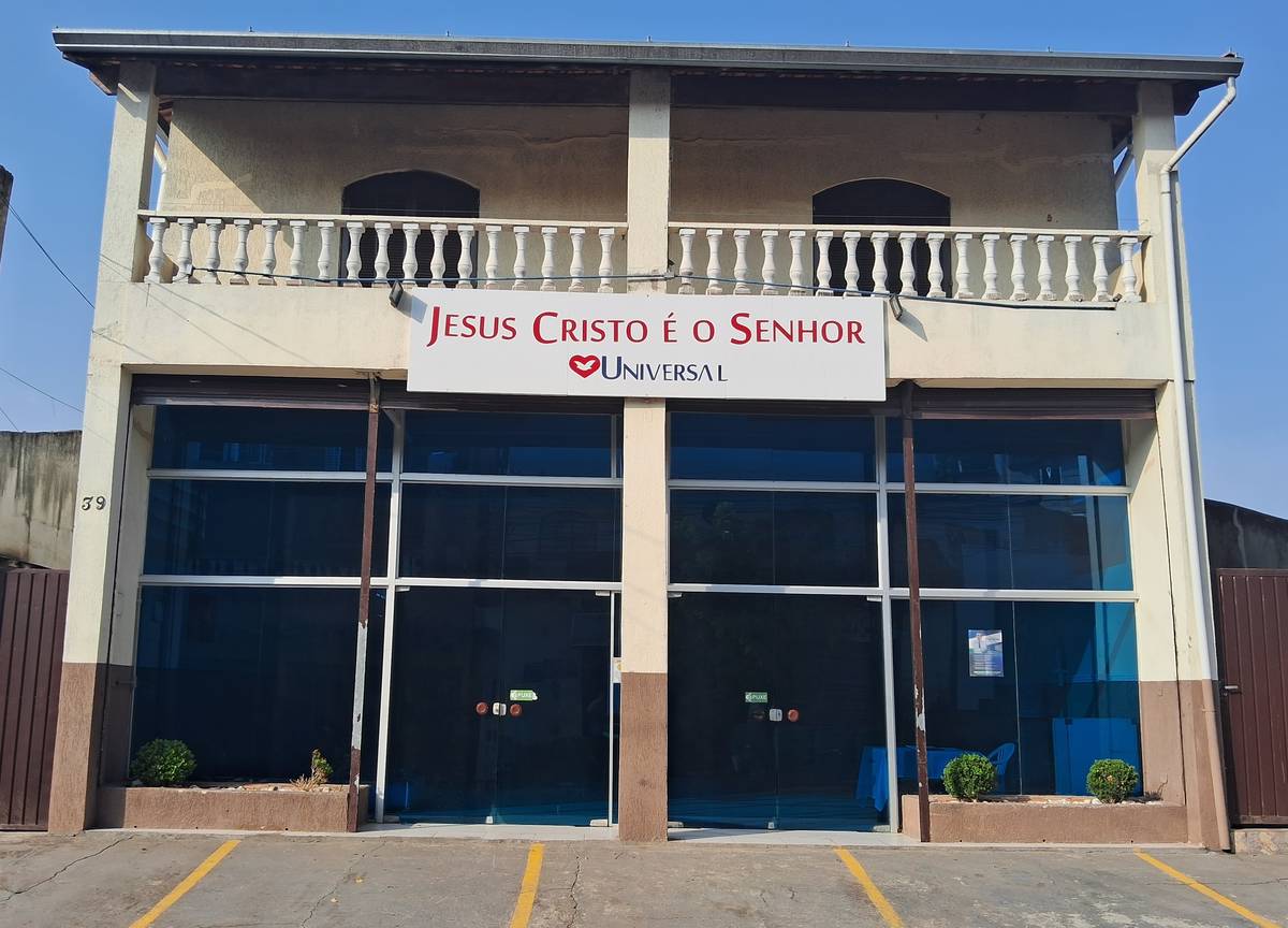 Igreja Universal SANTA CLARA - Estrada Antônio Oliveira, 39 - Jardim Santa Clara, Embu das Artes - São Paulo  - 06843020 - Brasil, 39 - Jardim Santa Clara Embu das Artes - São Paulo - Brasil