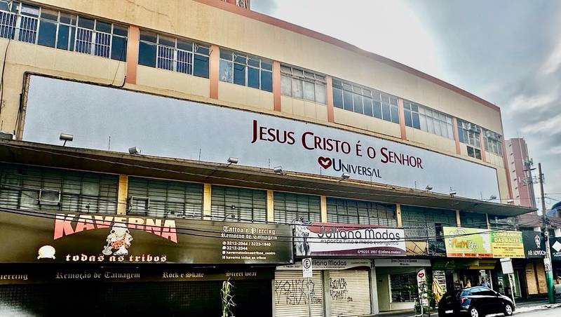 Igreja Universal CINE CAPRI - Avenida Anhangüera, 5389 - Setor Central, Goiânia - Goiás  - 74043-011 - Brasil, 5389 - Setor Central Goiânia - Goiás - Brasil