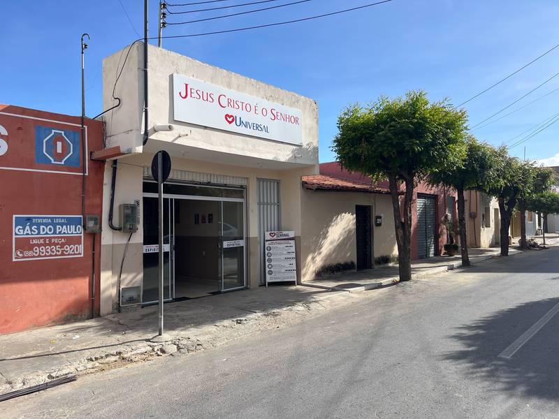 Igreja Universal CROATA DA SERRA - Rua 3 De Maio, 365 - Centro, Guaraciaba do Norte - Ceará  - 62390000 - Brasil, 365 - Centro Guaraciaba do Norte - Ceará - Brasil