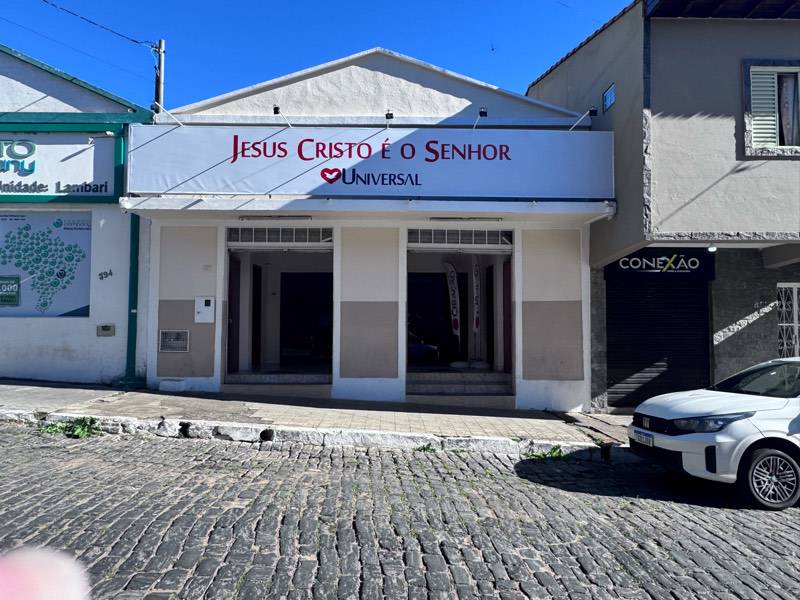 Igreja Universal LAMBARI - Rua Tiradentes, 392 - Centro, Lambari - Minas Gerais  - 37480-000 - Brasil