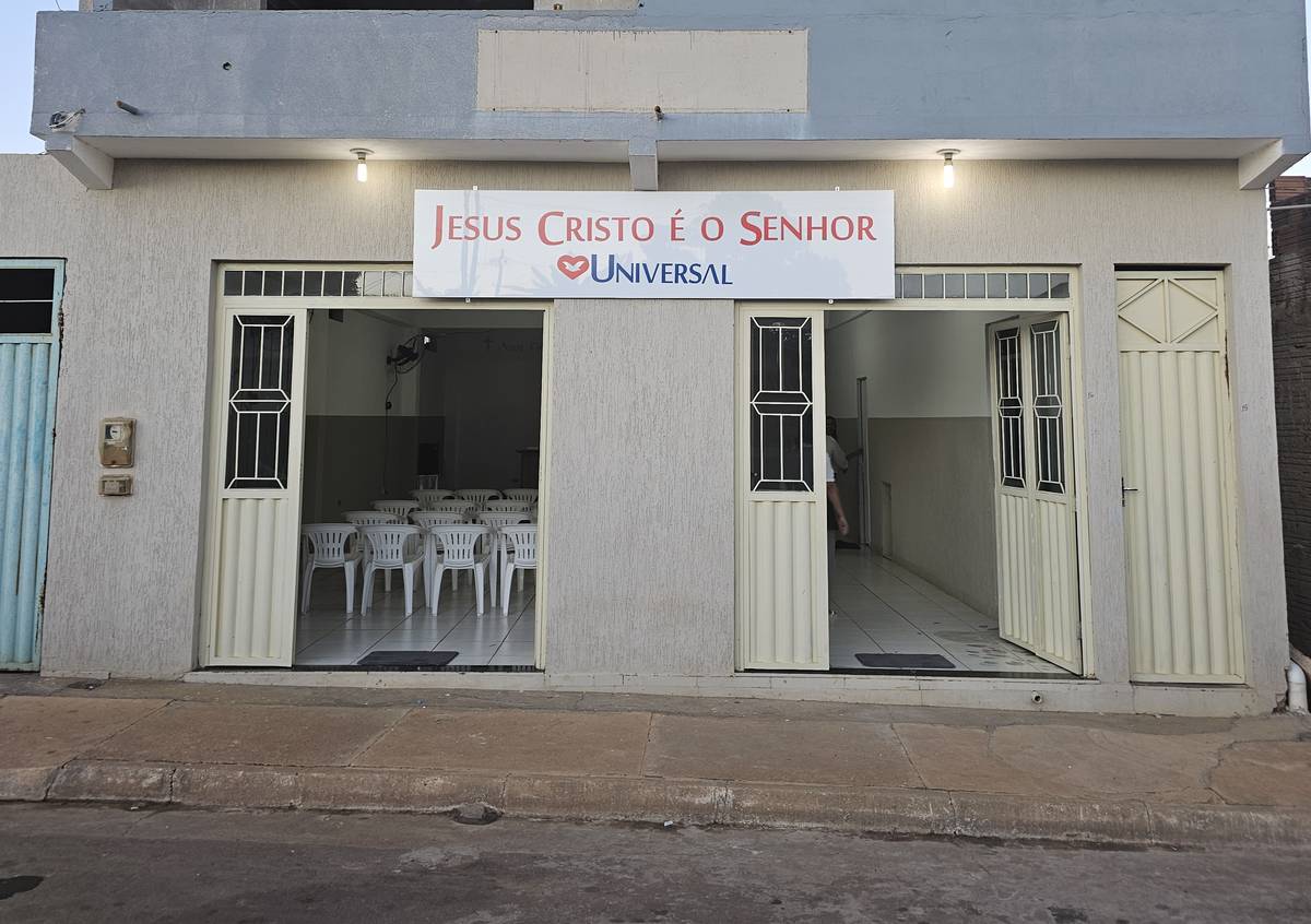 Igreja Universal LICINIO DE ALMEIDA - Rua Oswaldo cruz S/n - Poto, Licínio de Almeida - Bahia  - 46330000 - Brasil, 0 - Poto Licínio de Almeida - Bahia - Brasil