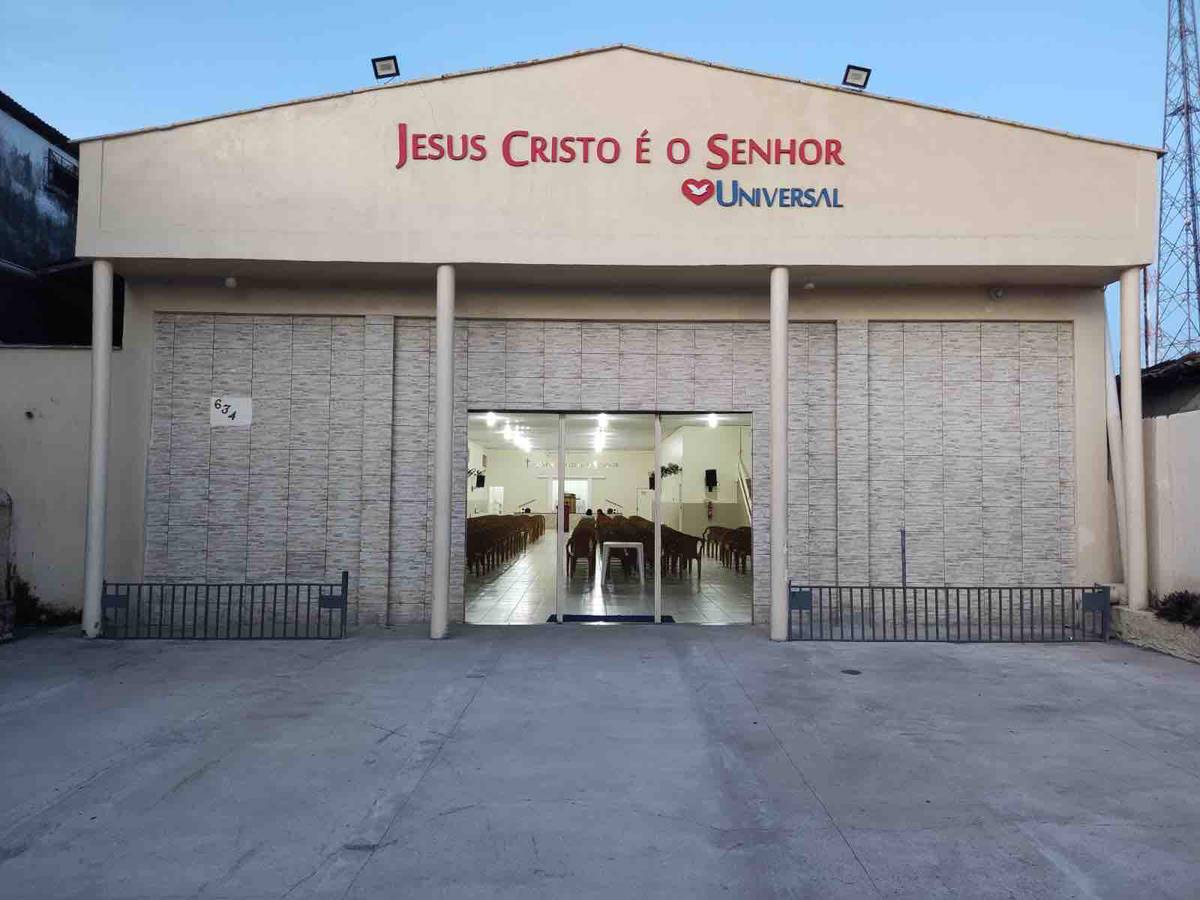 Igreja Universal CHAPADINHA - Rua Benjamin Ferreira /enfrente a Apae , 634 - Centro, Chapadinha - Maranhão  - 65500-000 - Brasil