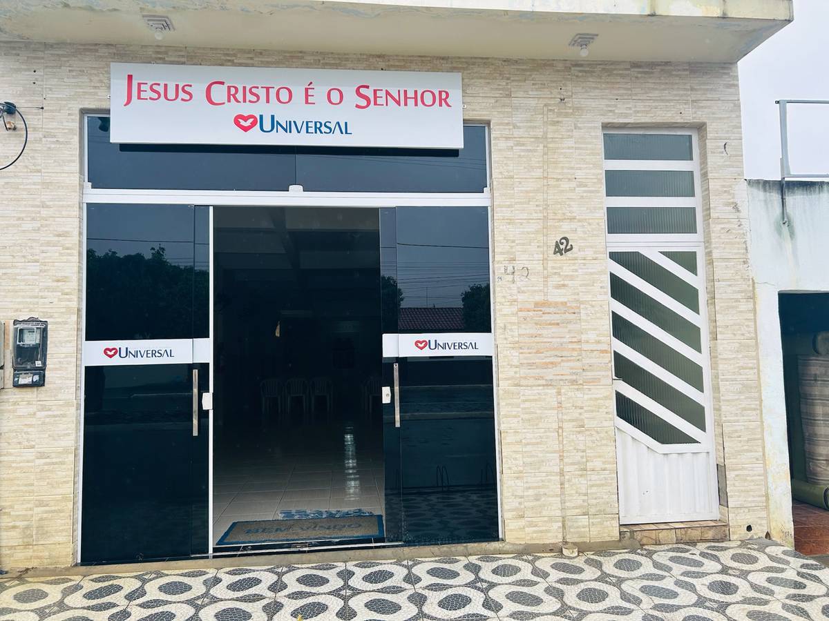 Igreja Universal BELO CAMPO - Avenida Vitória Da Conquista - Próximo a Pisolar , 42 - Centro, Belo Campo - Bahia  - 45160000 - Brasil