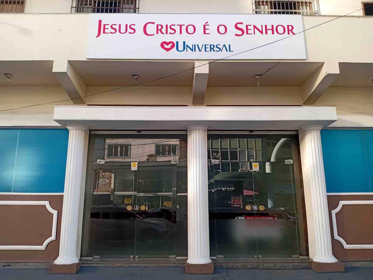 Igreja Universal GUARAPARI CENTRO - Rua José Barcellos de Mattos, 74 - Centro/ Areia preta, Guarapari - Espírito Santo  - 29200720 - Brasil