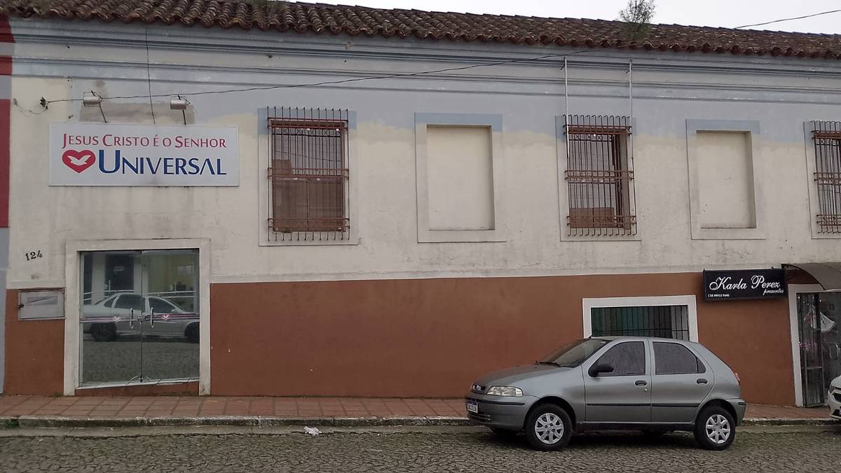 Igreja Universal LAVRAS DO SUL - Maria Barcelos , 124 - Centro , Lavras do Sul - Rio Grande do Sul  - 97390000 - Brasil, 124 - Centro  Lavras do Sul - Rio Grande do Sul - Brasil