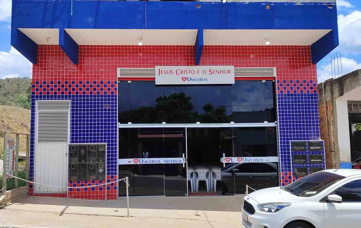 Igreja Universal UBAIRA - Antônio Teixeira Della, 69 - Centro , Ubaira - Bahia  - 45310-000 - Brasil, 69 - Centro  Ubaira - Bahia - Brasil