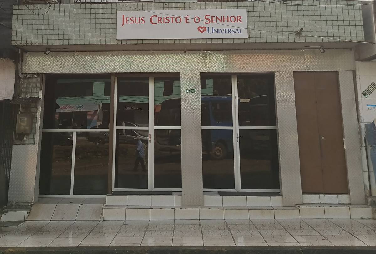 Igreja Universal MORENO - Av Dr Sofrônio Portela , 3986 - Centro Moreno , Moreno - Pernambuco  - 54800000 - Brasil