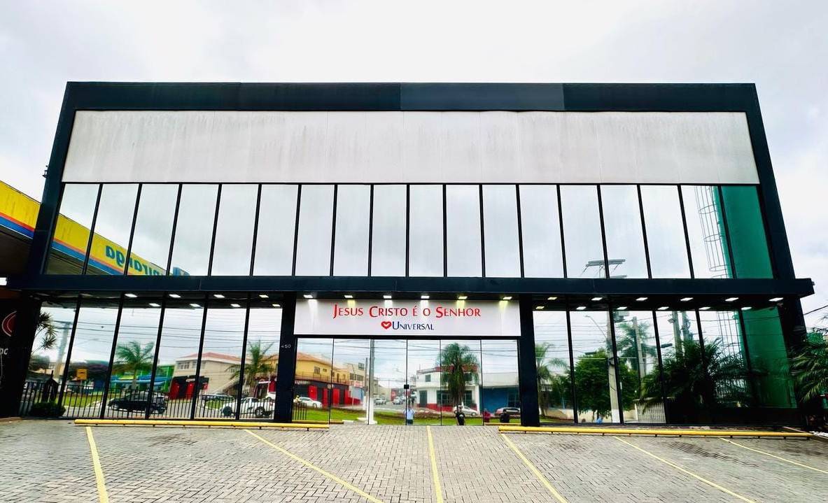 Igreja Universal ATIBAIA - Avenida Professor Carlos Alberto de Carvalho Pinto, 450 - Alvinópolis, Atibaia - São Paulo  - 12942530 - Brasil, 450 - Alvinópolis Atibaia - São Paulo - Brasil