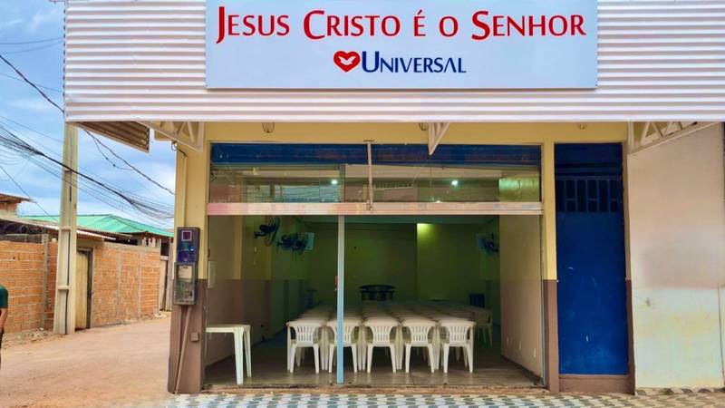 Igreja Universal PEDRINHAS - Avenida Equatorial , 1088 - Araxá, Macapá - Amapá  - 68903855 - Brasil, 1088 - Araxá Macapá - Amapá - Brasil