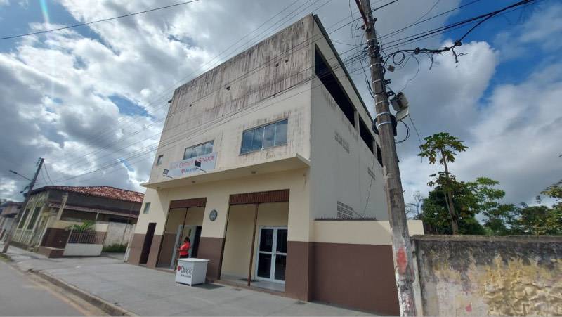 Igreja Universal SAO GONCALO DOS CAMPOS - Rua Amancinho Pedreira , 04 - Centro , São Gonçalo dos Campos - Bahia  - 44330000 - Brasil