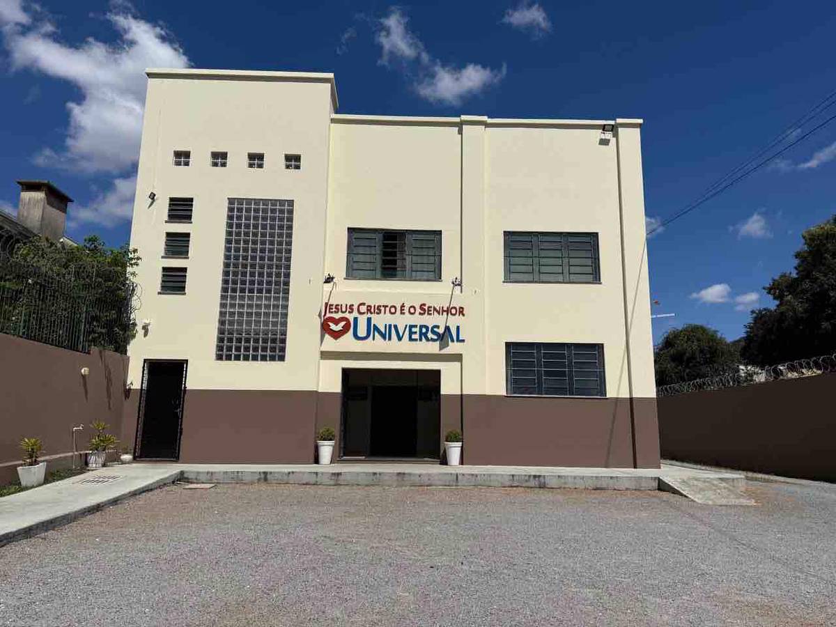 Igreja Universal UBERABA - Avenida Senador Salgado Filho, 4370 - Uberaba, Curitiba - Paraná  - 81570001 - Brasil