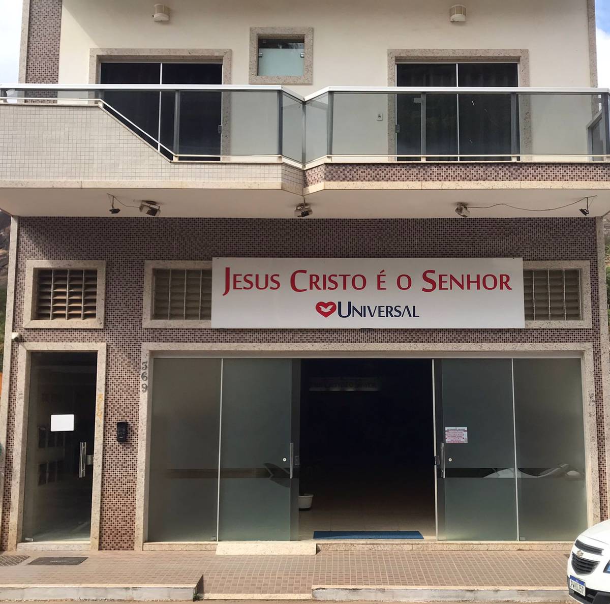 Igreja Universal LAJINHA - Av. Antônio Florêncio Alvim , 369 - Centro, Lajinha - Minas Gerais  - 36980000 - Brasil