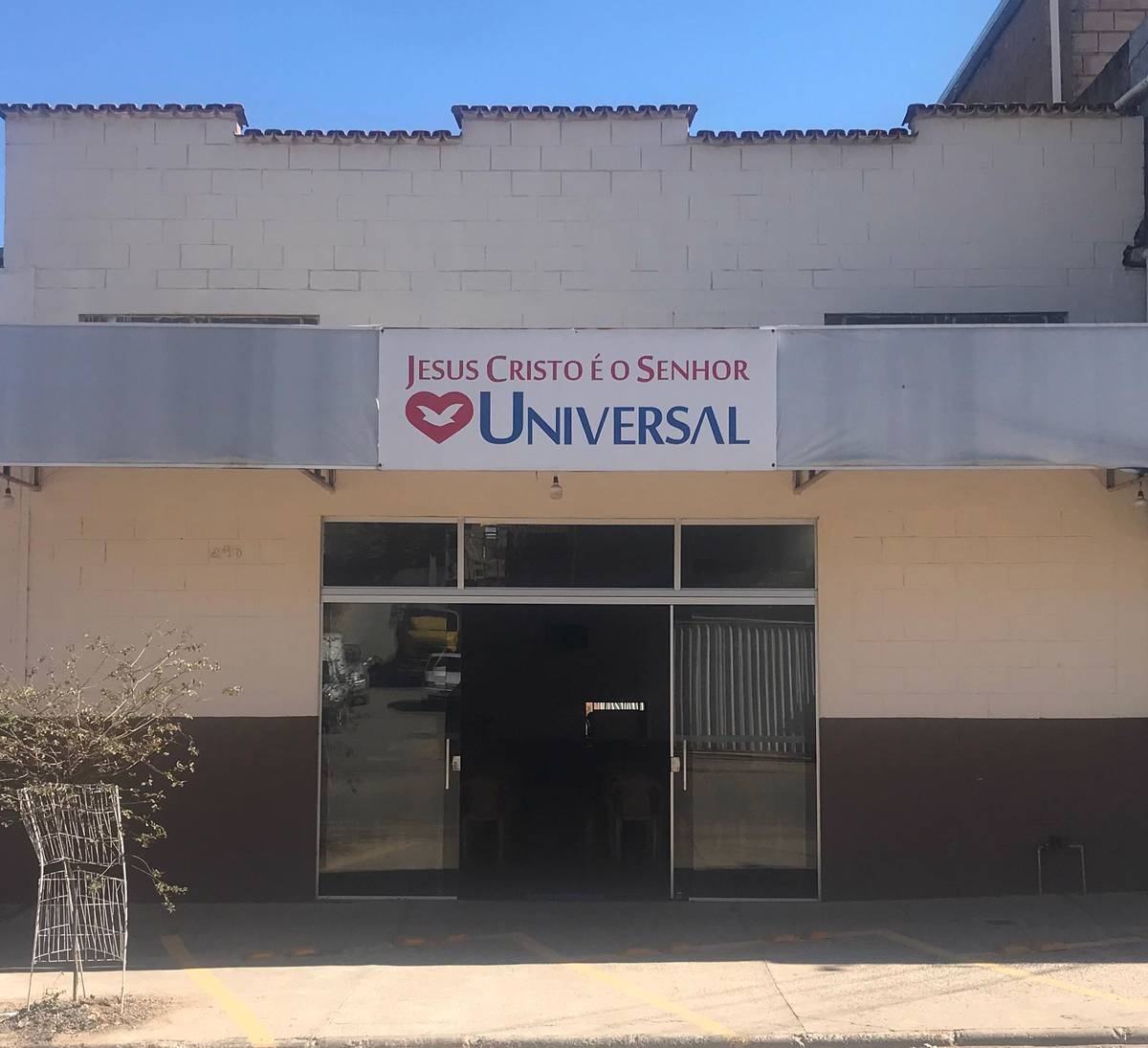 Igreja Universal BUENOPOLIS - Av Padre Laerte , 246 - Centro , Buenópolis - Minas Gerais  - 39230000 - Brasil, 246 - Centro  Buenópolis - Minas Gerais - Brasil