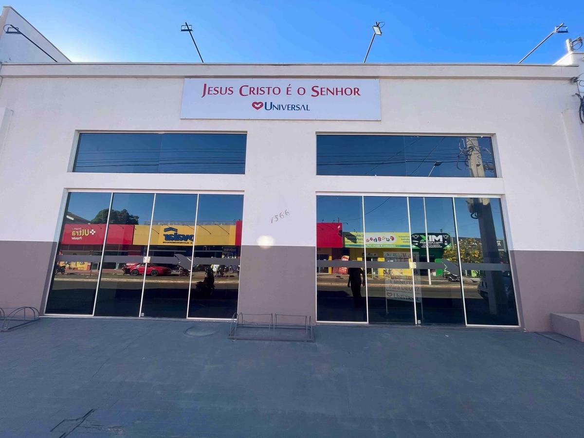 Igreja Universal CRISTO REI - Avenida Melvin Jones, 1566 - Cristo Rei, Vilhena - Rondônia  - 76983406 - Brasil