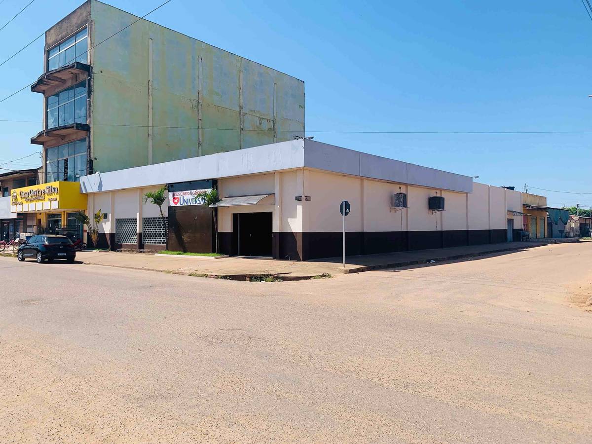 Igreja Universal TANCREDO NEVES - Rua Alexandre Guimarães, 7912 - Tancredo Neves, Porto Velho - Rondônia  - 76829584 - Brasil, 7912 - Tancredo Neves Porto Velho - Rondônia - Brasil