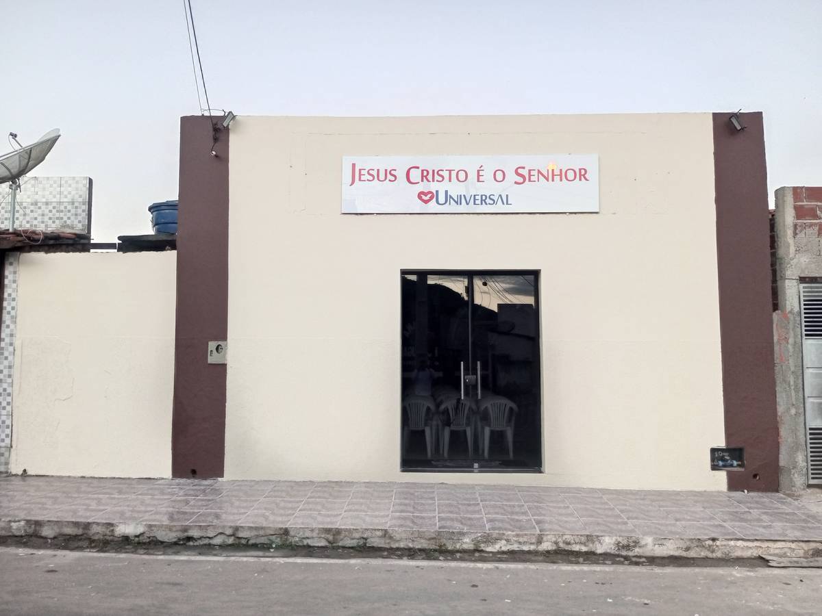 Igreja Universal CAATIBA - Rua Clesencio Silveira, 29 - Centro, Caatiba - Bahia  - 45130000 - Brasil