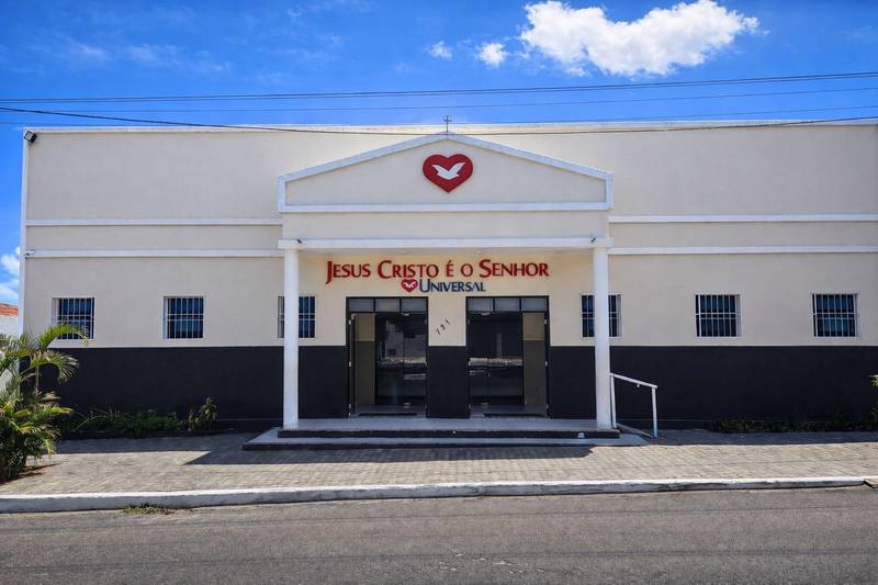 Igreja Universal PARACURU - Avenida João Lopes Meireles, 781 - Centro, Paracuru - Ceará  - 62680000 - Brasil, 781 - Centro Paracuru - Ceará - Brasil