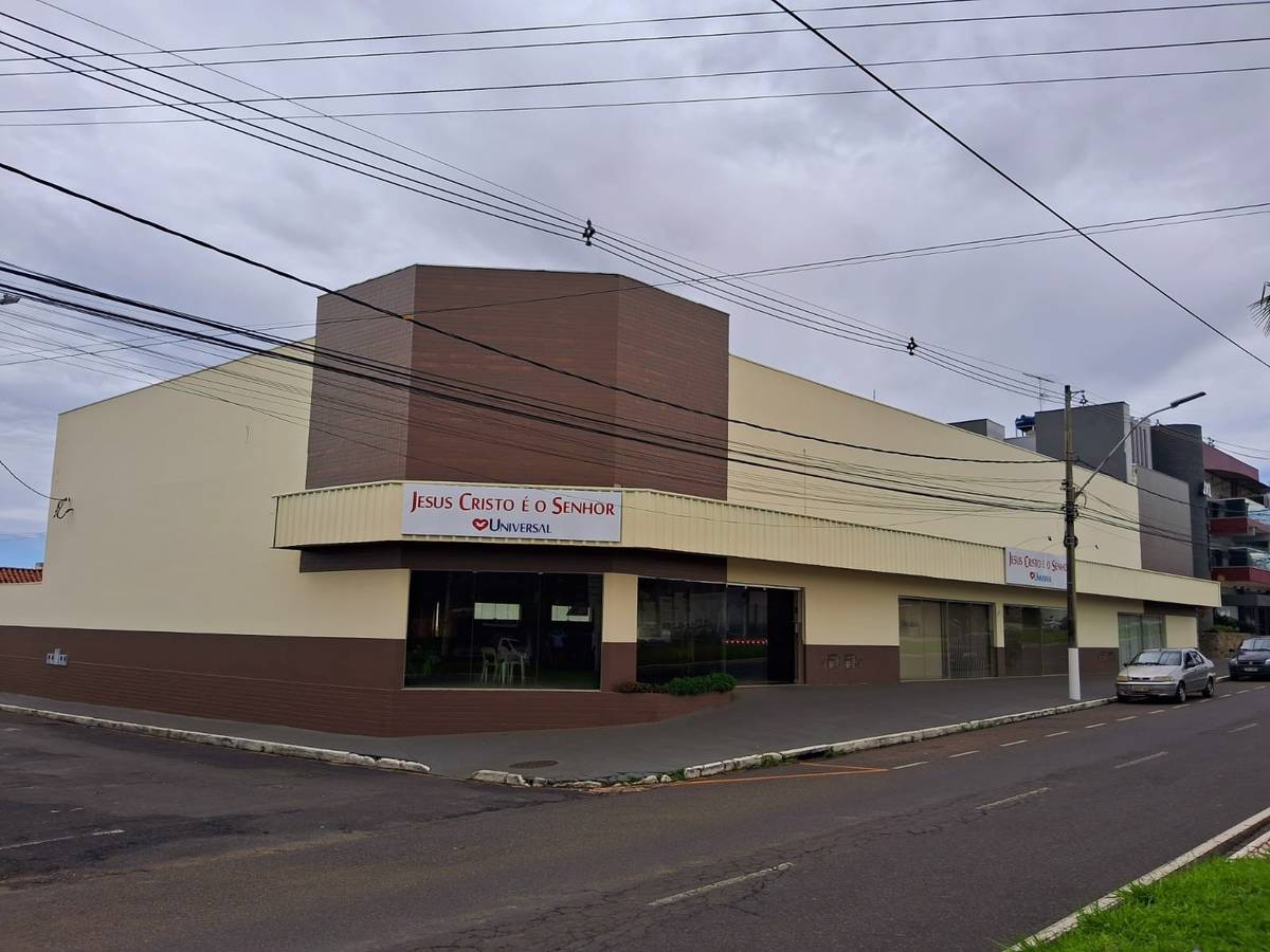 Igreja Universal ARAXA - Avenida Imbiara, 1212 - Centro , Araxá - Minas Gerais  - 38183244 - Brasil