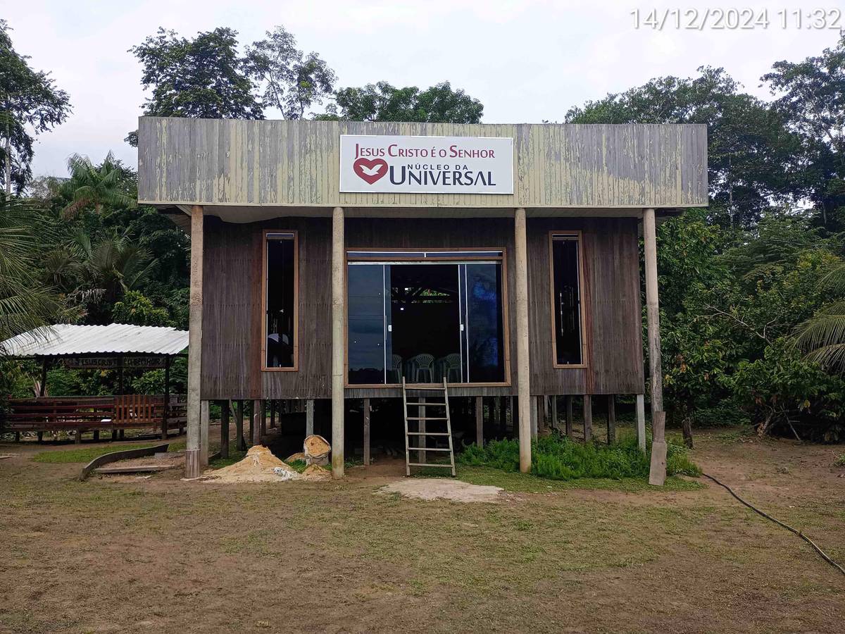 Igreja Universal COMUNIDADE MANICORE - Às Margens do Rio Madeira,, s/n ° - Novos Prazeres , Manicoré - Amazonas  - 69280-000 - Brasil, s/n ° - Novos Prazeres  Manicoré - Amazonas - Brasil