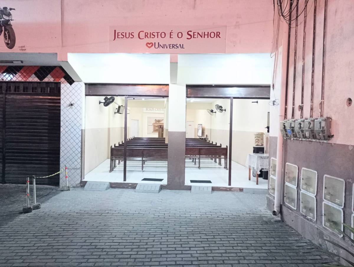 Igreja Universal BARREIRAS - Boanerges Jacó , 1022 - Centro , Barreira - Ceará  - 62795000 - Brasil, 1022 - Centro  Barreira - Ceará - Brasil