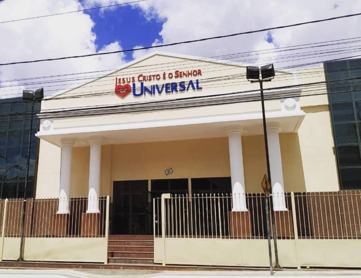 Igreja Universal CAMACARI - Rua Duque de Caxias, 277 - Centro, Camaçari - Bahia  - 42800150 - Brasil