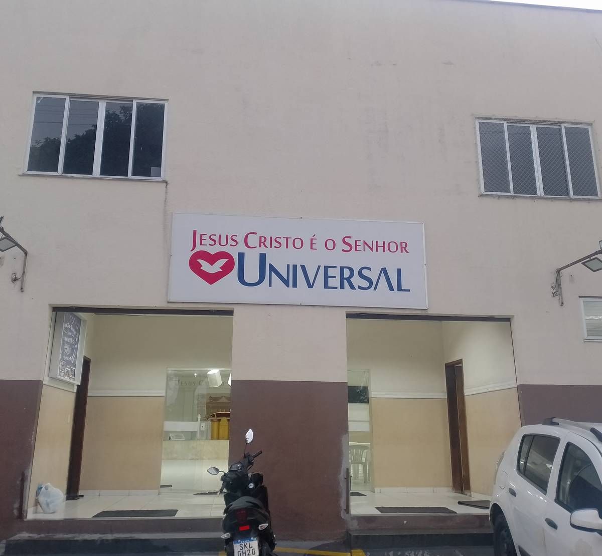 Igreja Universal ARVOREDO - Rua Direta de Tancredo Neves, 14A - Tancredo Neves, Salvador - Bahia  - 41205000 - Brasil, 14A - Tancredo Neves Salvador - Bahia - Brasil