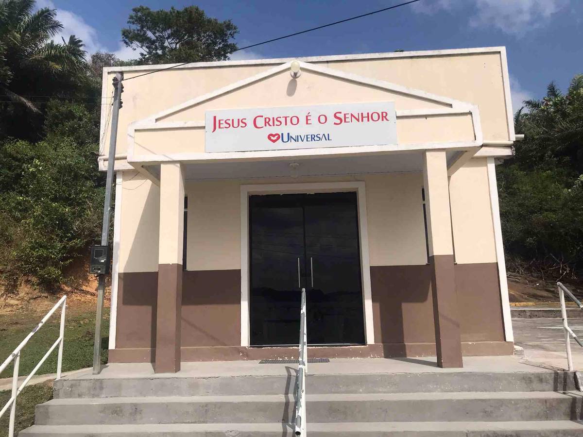 Igreja Universal ILHA MARE - Frente do Bananeira, 20 - Bananeiras (Ilha de Maré), Salvador - Bahia  - 42500516 - Brasil, 20 - Bananeiras (Ilha de Maré) Salvador - Bahia - Brasil