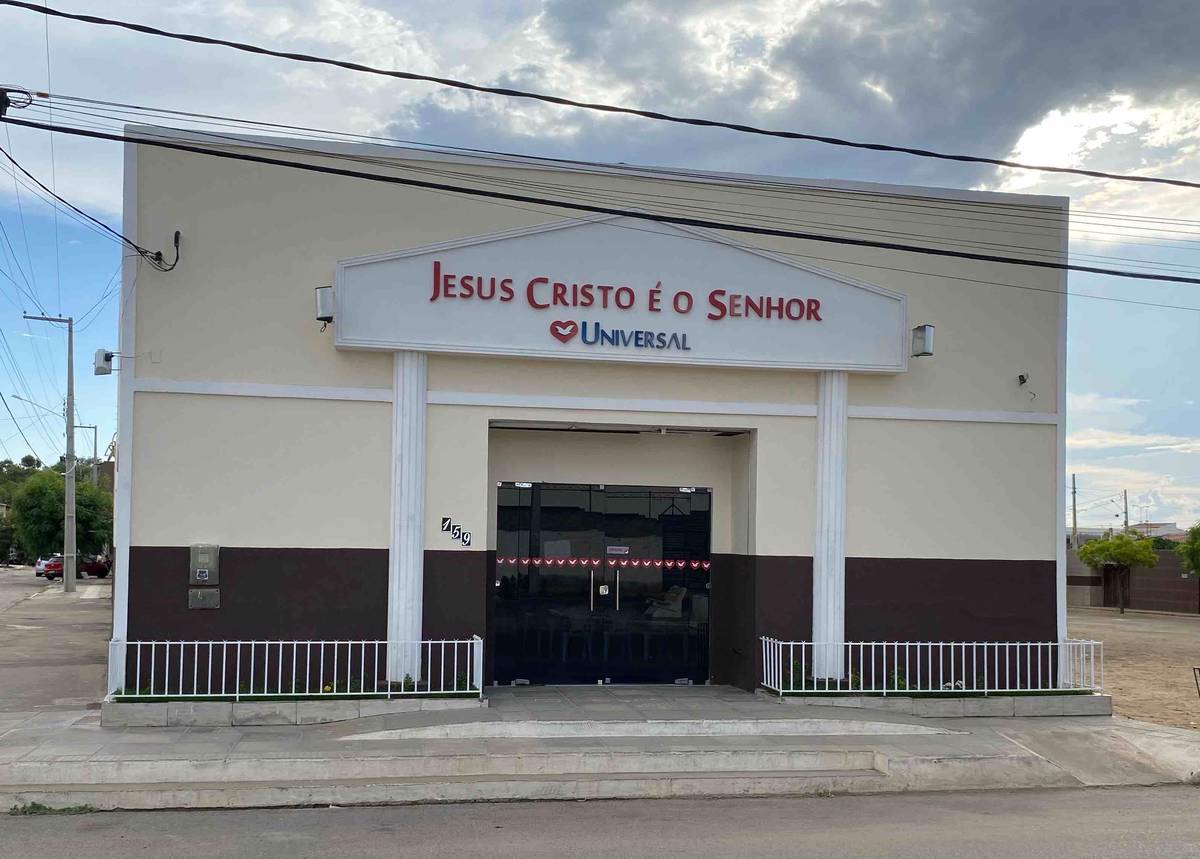 Igreja Universal FLORESTA - Avenida Capitão Antônio David, 159 - Santa Rosa, Floresta - Pernambuco  - 56400-000 - Brasil