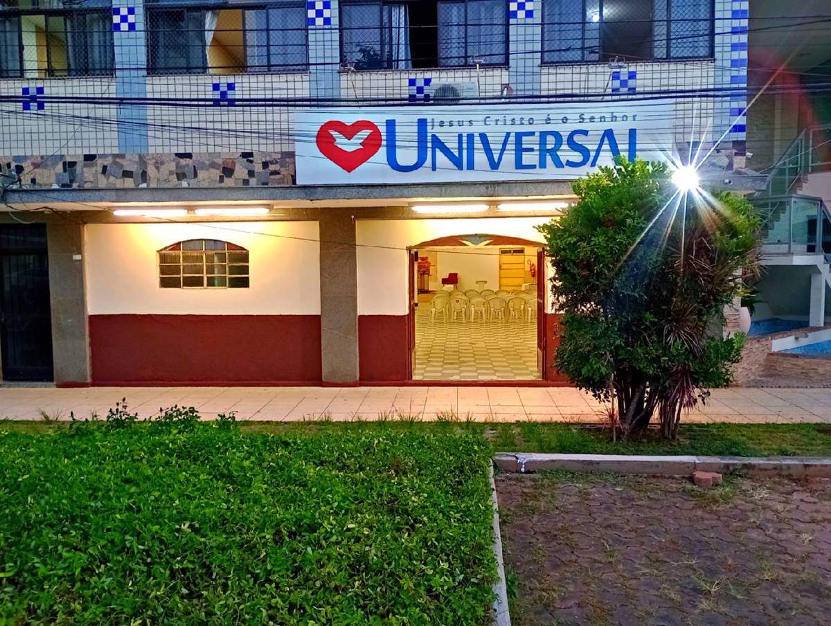 Igreja Universal MACUCO - Travessa Mercedes Monteiro Machado, S/N - Centro, Macuco - Rio de Janeiro  - 28545000 - Brasil, S/N - Centro Macuco - Rio de Janeiro - Brasil