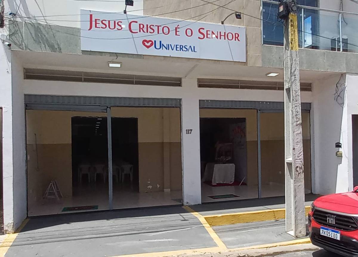 Igreja Universal CAMPO FORMOSO - Marechal deodoro da Fonseca , 117 - Centro, Campo Formoso - Bahia  - 44790000 - Brasil