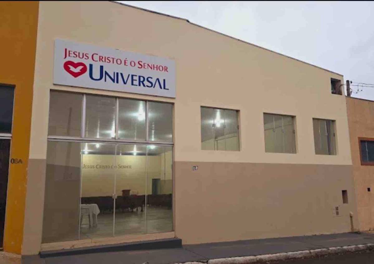 Igreja Universal QUEIROZ - Rua Dep.Romeiro Pereira, 10 - Centro De Queiroz, Queiroz - São Paulo  - 17590-000 - Brasil