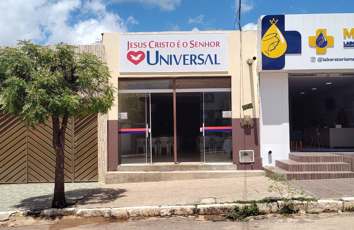 Igreja Universal ARARIPE - Rua Alexandre Arraes , 859 - Centro, Araripe - Ceará  - 63170000 - Brasil, 859 - Centro Araripe - Ceará - Brasil