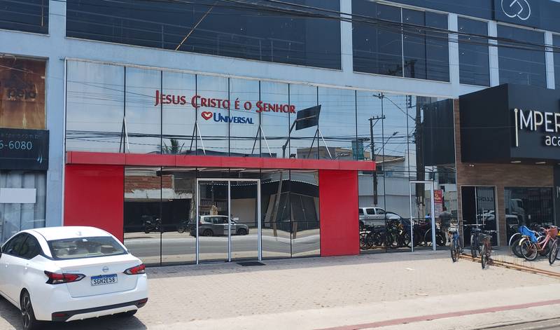 Igreja Universal JACARAIPE - Avenida Abido Saadi, 2298 - Das Laranjeiras, Serra - Espírito Santo  - 29175585 - Brasil