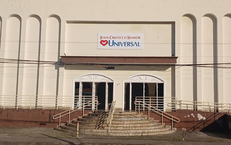 Igreja Universal UR 01 – Avenida Rio Grande, 136 – COHAB, Recife – Pernambuco – 51280030 – Brasil