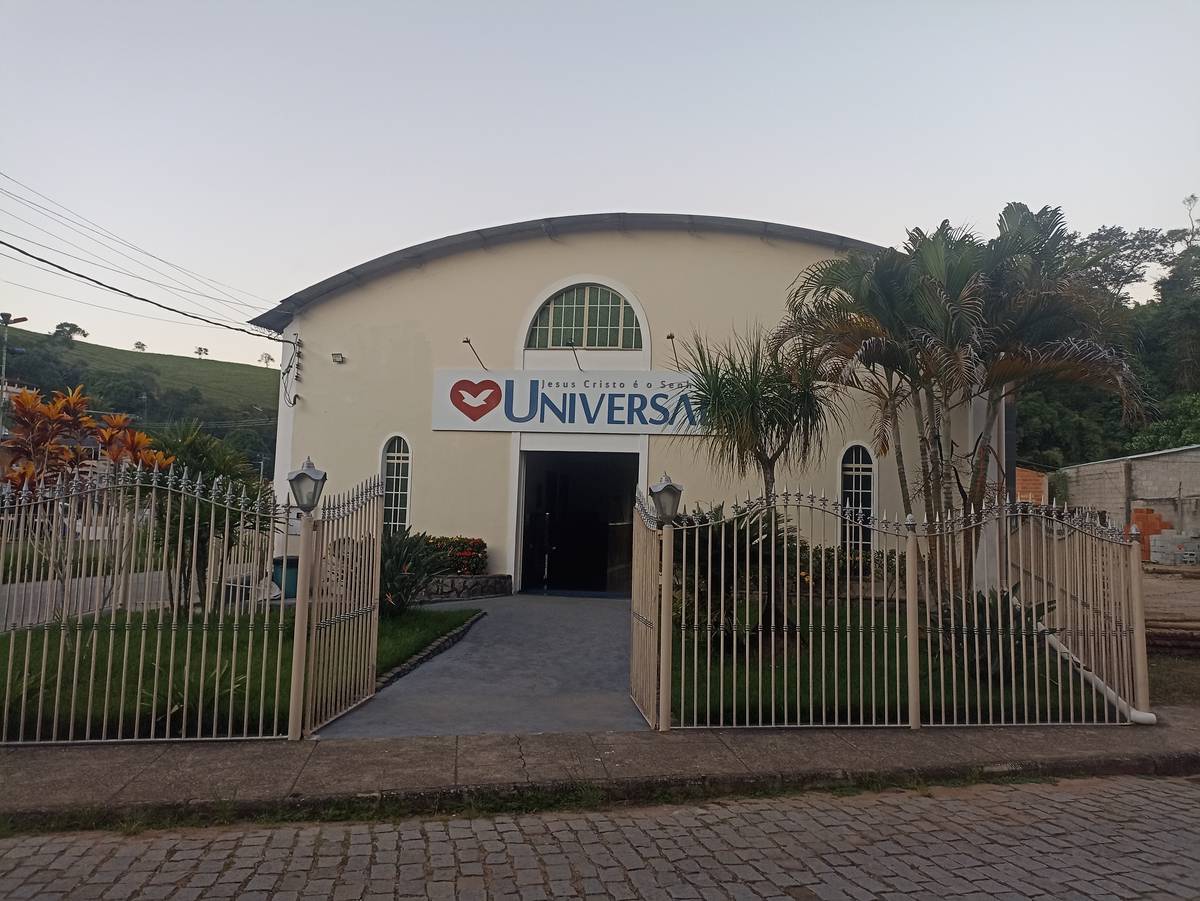 Igreja Universal CANTAGALO II - Rua Domingos De Souza , 29 - Chácara Da Banheira, Cantagalo - Rio de Janeiro - 28500000 - Brasil, 29 - Chácara Da Banheira Cantagalo - Rio de Janeiro - Brasil