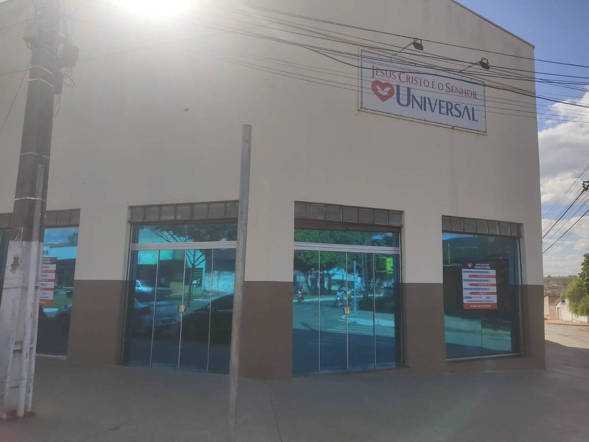 Igreja Universal SANTA EFIGENIA - Avenida Bento de Godoy Neto Qd30 L14, 7 - Santa Efigênia, Caldas Novas - Goiás  - 75690000 - Brasil, 7 - Santa Efigênia Caldas Novas - Goiás - Brasil