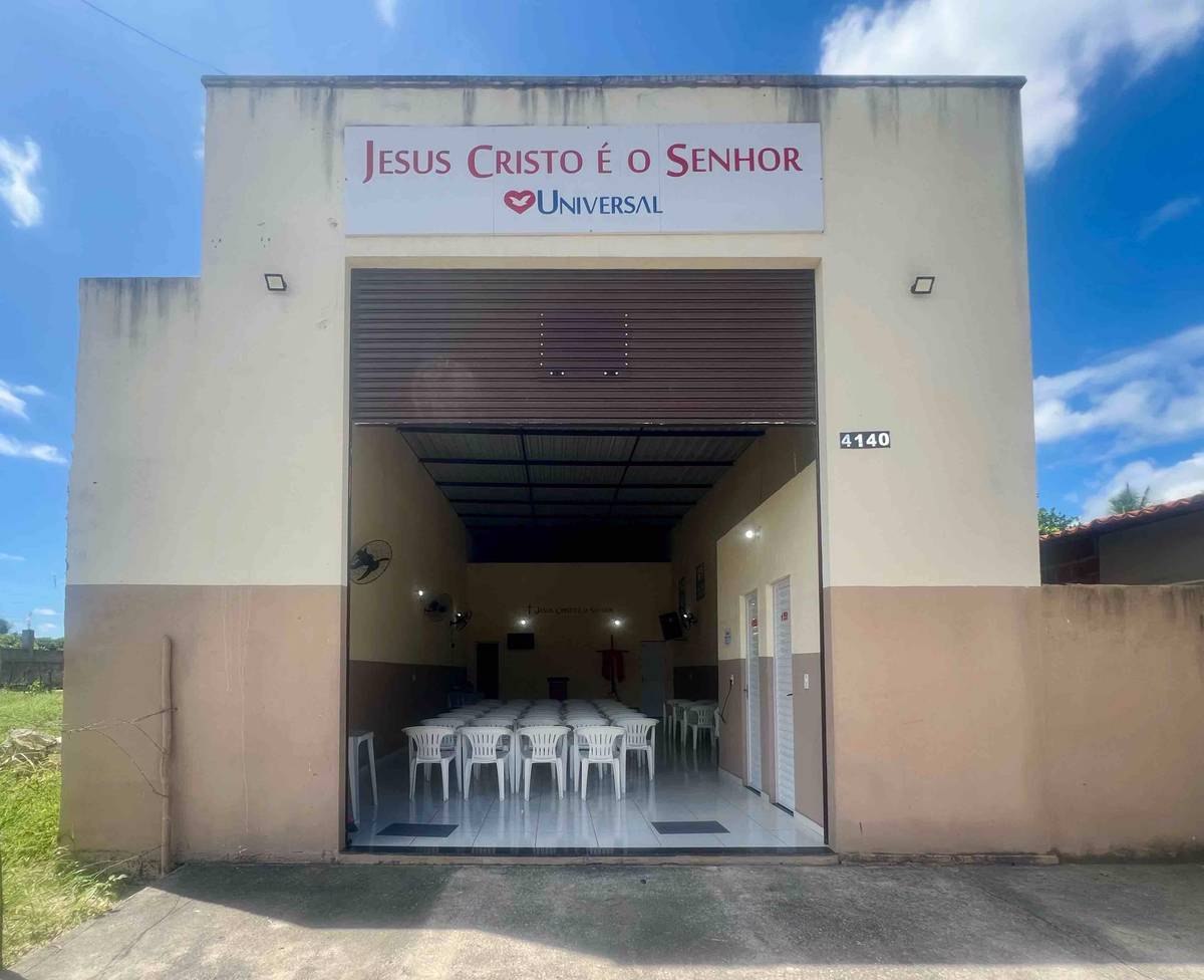 Igreja Universal DOURADO - Avenida Marina Ferreira de Almeida, 4140 - Dourado, Horizonte - Ceará  - 62898000 - Brasil, 4140 - Dourado Horizonte - Ceará - Brasil