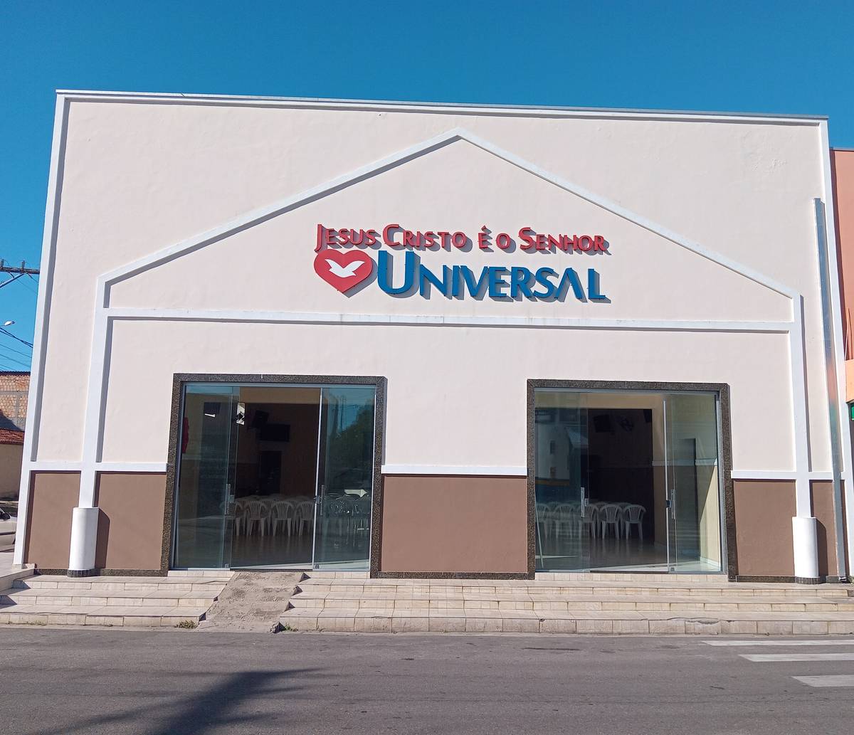 Igreja Universal CARAVELAS - Av. das Palmeiras , 398 - Centro , Caravelas - Bahia  - 45900000 - Brasil, 398 - Centro  Caravelas - Bahia - Brasil