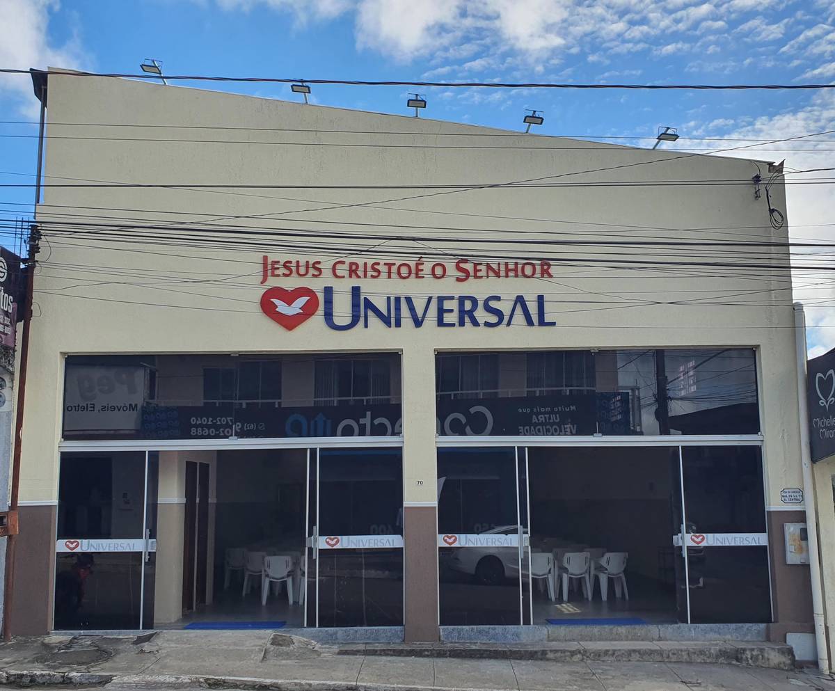 Igreja Universal CAMPOS BELOS - Rua Do Comércio, 70 - Centro, Campos Belos - Goiás - 73840000 - Brasil, 70 - Centro Campos Belos - Goiás - Brasil