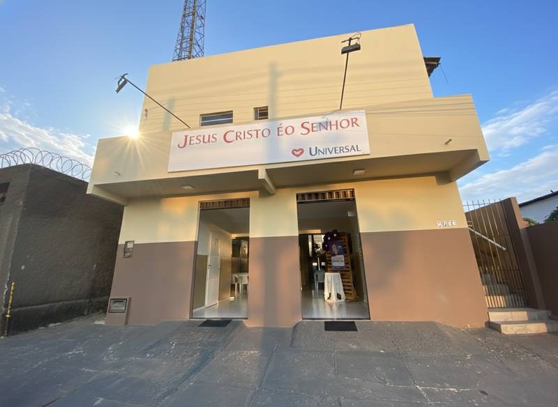 Igreja Universal VAMOS VER O SOL - Avenida Doutor Manoel Ayres Neto, 4729 - Santo Antônio, Teresina - Piauí  - 64033-660 - Brasil