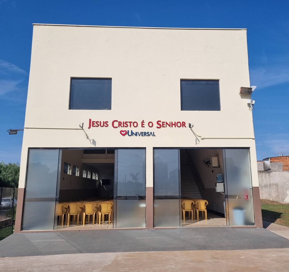 Igreja Universal JORGE OETERER - Avenida dos Bandeirantes, 371 - Jardim Moncoes, Iperó - São Paulo  - 18560000 - Brasil