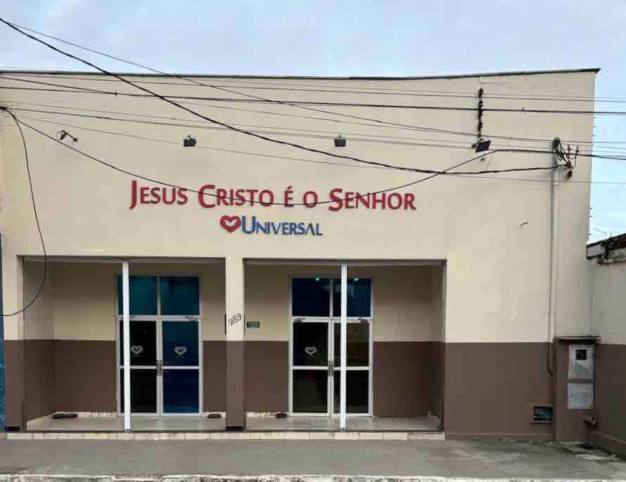 Igreja Universal AMELIA RODRIGUES - Praça da Matriz, 289 - Centro, Amélia Rodrigues - Bahia - 44230970 - Brasil, 289 - Centro Amélia Rodrigues - Bahia - Brasil