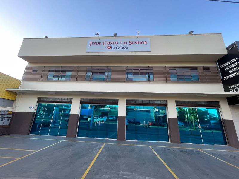 Igreja Universal T O9 – Avenida T 9, 2769 – Jardim América, Goiânia – Goiás – 74255220 – Brasil